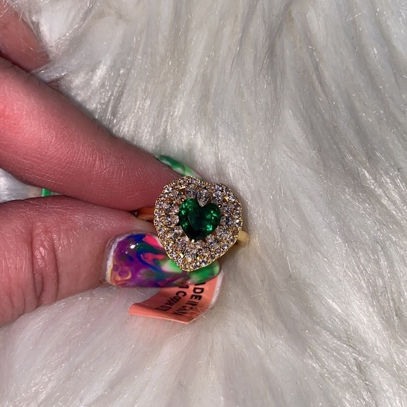 New Heart Ring - Picture 2 of 5